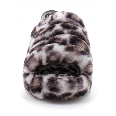 fluff yeah logo slide stormy-gray 1120903-sygr