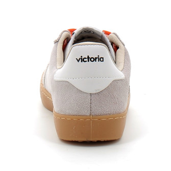 Baskets pour femme avec double cordon et semelle caramel hielo