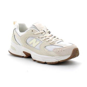 Chaussure de sport pour...